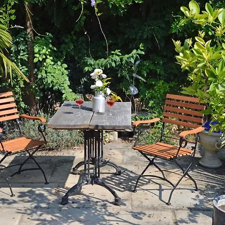 Dreiseitenhof Lejlighed *