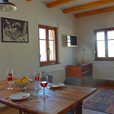 Dreiseitenhof Apartament